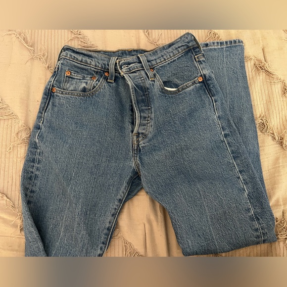 Levi Straight Leg Jeans - Picture 3 of 3
